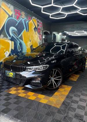 BMW 320i 2.0 16V TURBO GASOLINA M SPORT AUTOMÁTICO BMW 320i 2.0 16V TURBO GASOLINA M SPORT AUTOMÁTICO